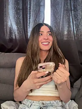XXX chat uživo modela Lottus_fire