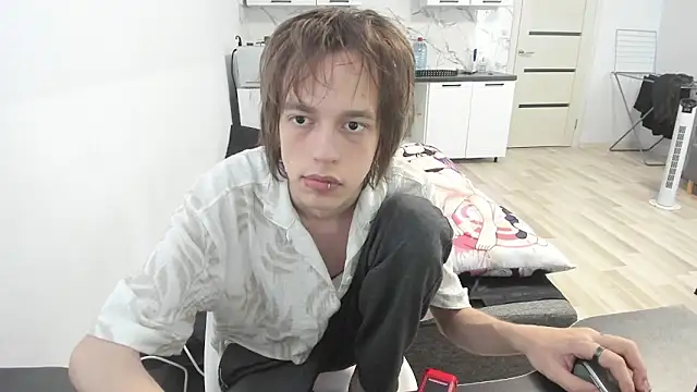Chat +18 de Nolan_Sagee ao vivo