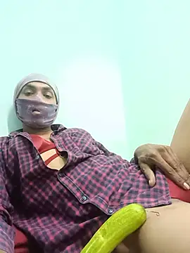 PrabV0319 Adlı Modelin Canlı XXX Sohbeti