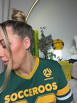 Aussielulu's Live XXX Chat