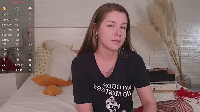 Mira_Falls' Live XXX Chat