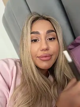 Chatroom XXX en direct de BarbieDoll13