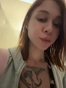 RosieSecret's Live XXX Chat