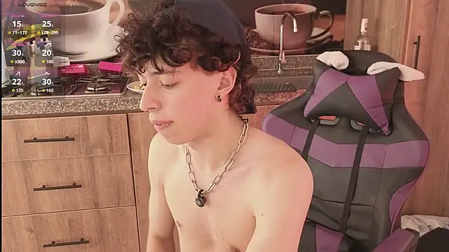 Otter_Moon Chat XXX in diretta