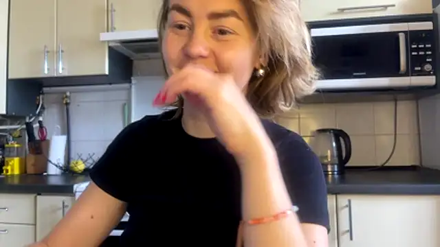 MartaLuna_'s Live XXX Chat