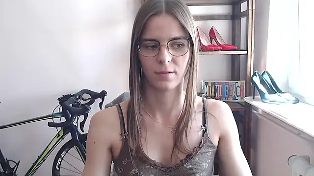 love_megi: απευθείας συνομιλία ΧΧΧ