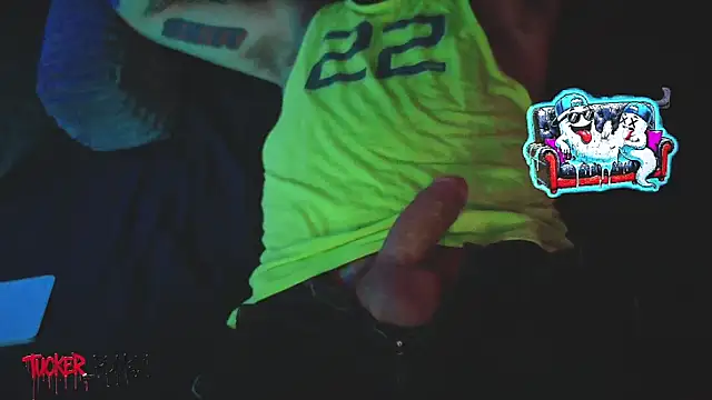 Tucker_pdmaxのライブXXXチャット