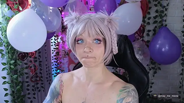 Chat +18 de Mee-Meow ao vivo
