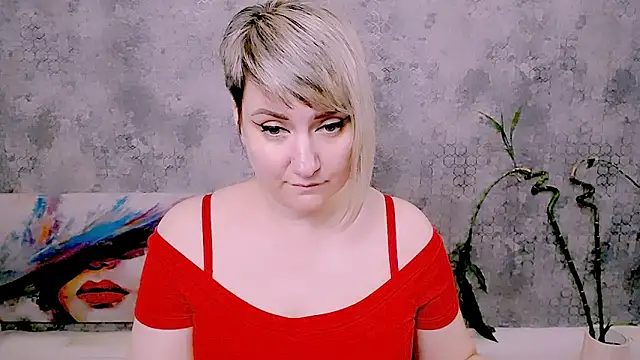 Djullia 라이브 XXX 채팅