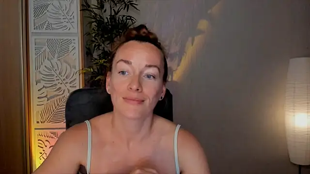 RebeccaMartinez webkamerás műsora