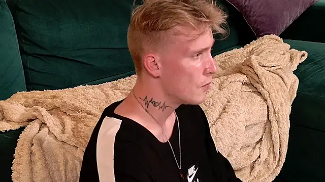 SweetBoyAlexx: онлайн-секс-чат