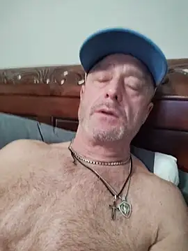 Slydog1010's Live XXX Chat