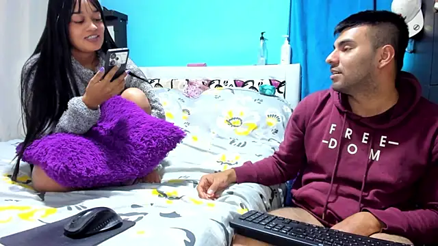 LazyandSniffer28 Шоу с уебкамера