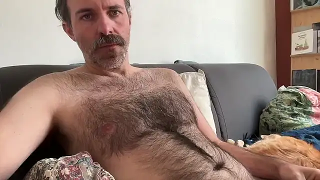 צ'אט XXX בשידור חי של Brianjonest