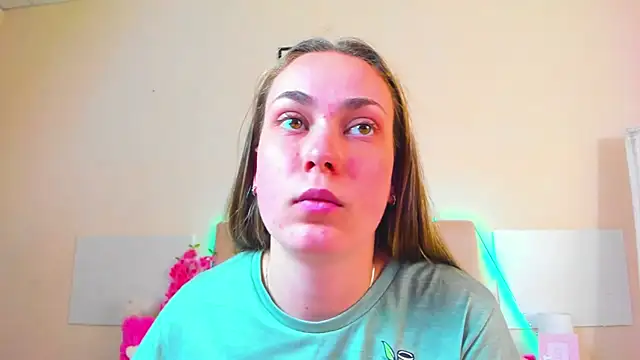 MelanieCuty Live XXX-Chat