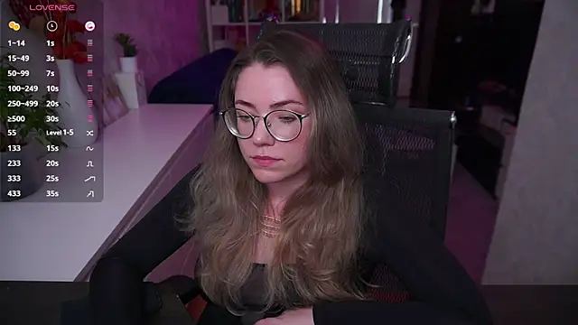Chat +18 de RemyCute ao vivo