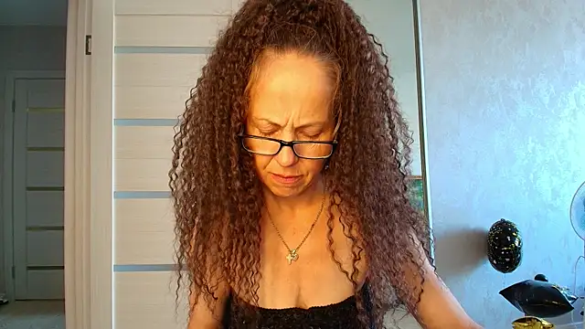 XXX chat uživo modela LioraWeiss