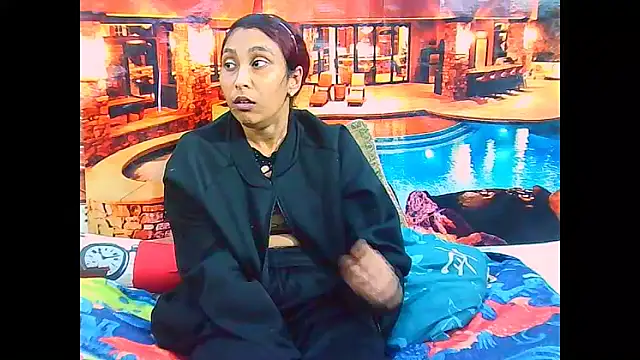 IndianSexyButt élő XXX-chatje