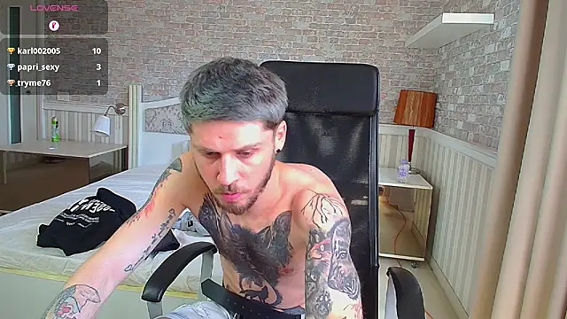 JonahShaw live XXX chat