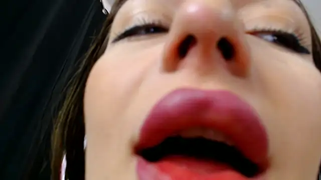 Czat XXX na żywo – arianatattoos