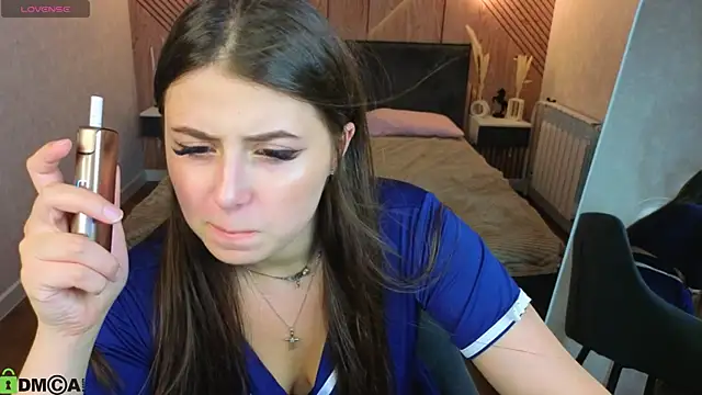 Crystal-Lace Live XXX Chat