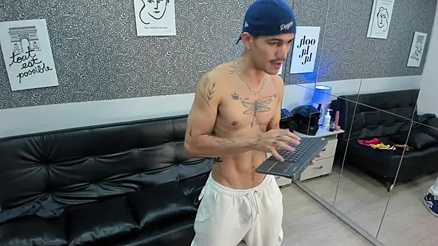 Jared_Cole élő XXX-chatje