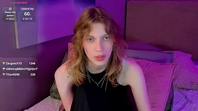 Chatroom XXX en direct de Emily_Cartex