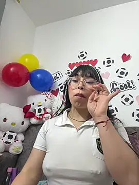 Chatroom XXX en direct de DearAbbiee