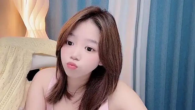 Yany520's Live XXX Chat