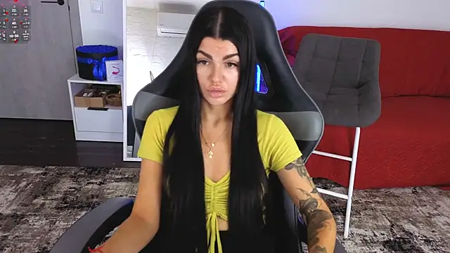 AnacondaOnn's Live XXX Chat