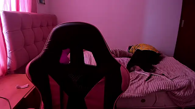 Bellacatx লাইভ XXX চ্যাট