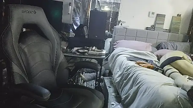 Jaycloudedview's Live XXX Chat