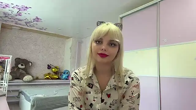 LucilleGrammont's Live XXX Chat