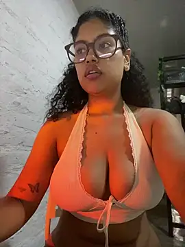 Kittybrown18 Live XXX-Chat