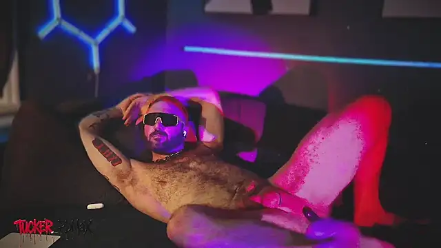 عرض كام Tucker_pdmax