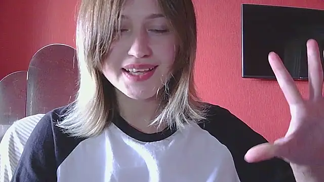 Beloved_Mary Adlı Modelin Canlı XXX Sohbeti