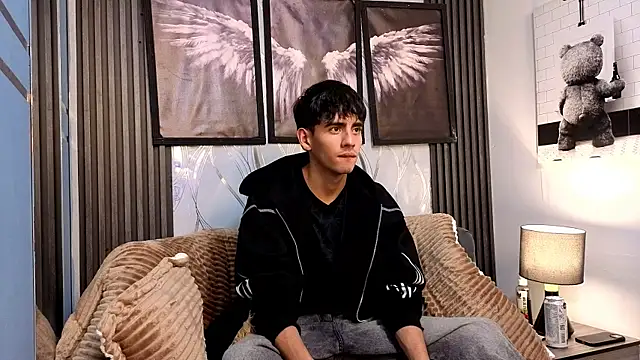 Živý XXX chat demian_hot99