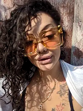 Av3ryyBe3 Chat XXX in diretta
