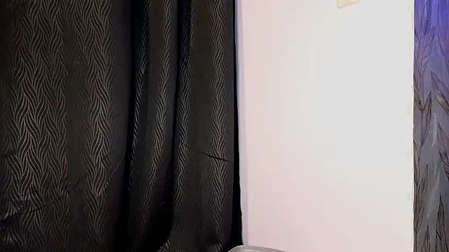 Hanzking01 Show in webcam