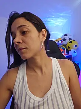 Chat +18 de miaeyex ao vivo