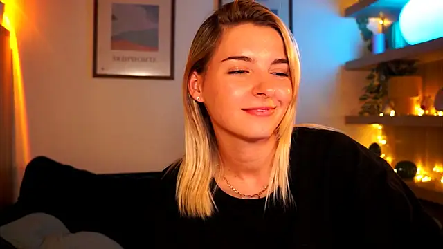 tiny_pixieee Adlı Modelin Canlı XXX Sohbeti