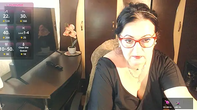 exiMIlf Chat XXX live