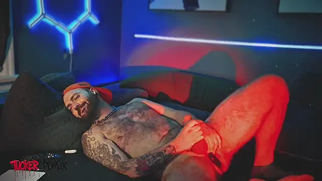 Chat XXX Live Tucker_pdmax