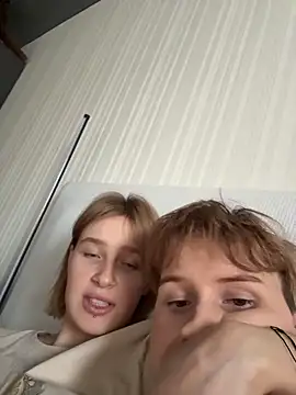 two_gerls_here 라이브 XXX 채팅