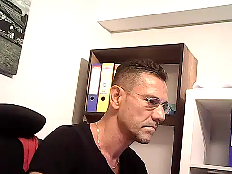 Онлайн чат XXX mastercharisma35