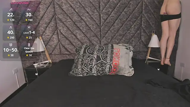 DemonFoxxのライブXXXチャット
