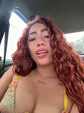 Chat XXX en directo de roxyrougee