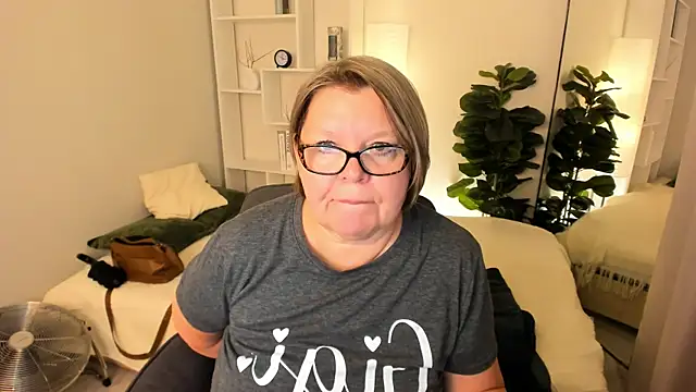 Shannonshine's Live XXX Chat