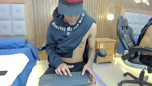 Mael_Jason Live XXX-Chat