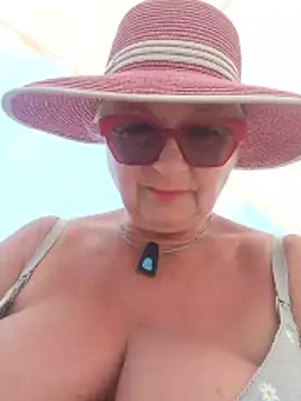 Chat XXX en directo de Hot-Muci